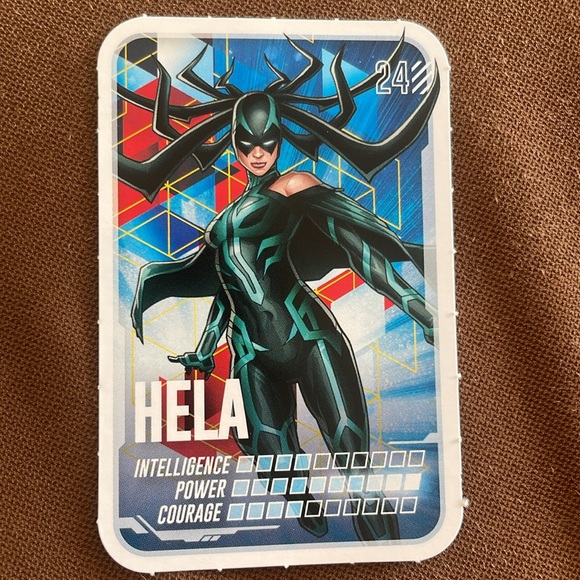 Marvel Collectible Card #24 - HELA - Picture 3 of 3